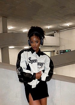 Onyi Alaike